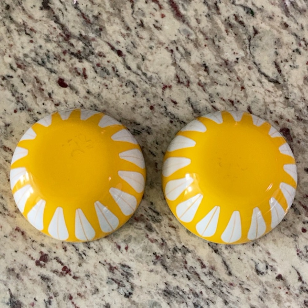 Two Cathrineholm 4 Inch Yellow and White Lotus Enamel Bowls - Picture 3 of 9